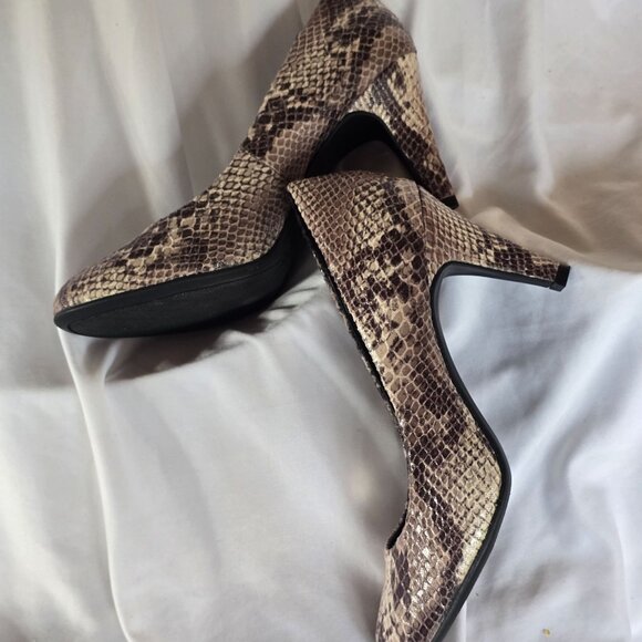 Merano snake skin style pumps 7.5styliah - Picture 1 of 6